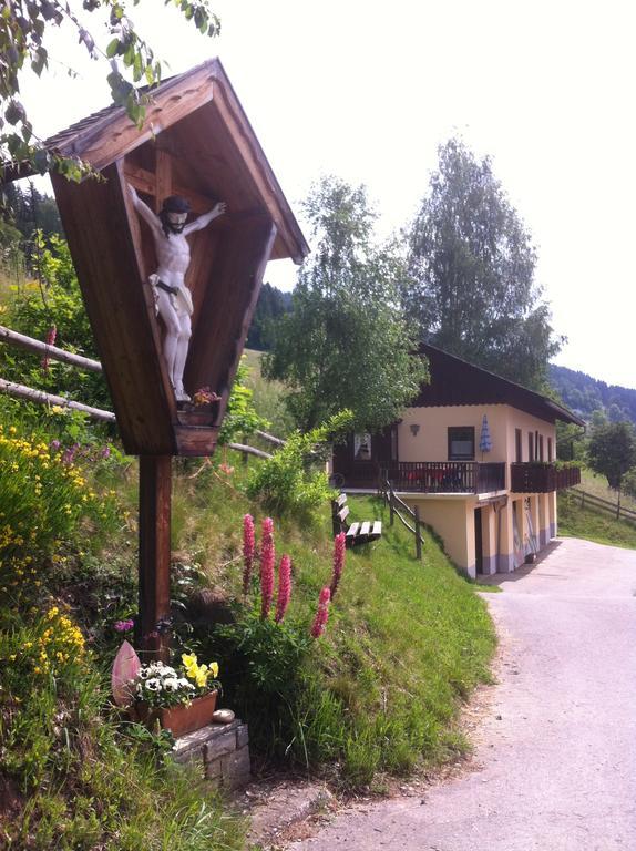 Bergbauernhof Stauder - Hirschbergalpakas Vila Lendorf Quarto foto